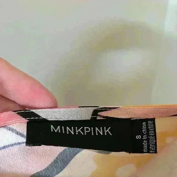 MINKPINK Dress Size Small Pretty Gold and pink - Picture 6 of 6